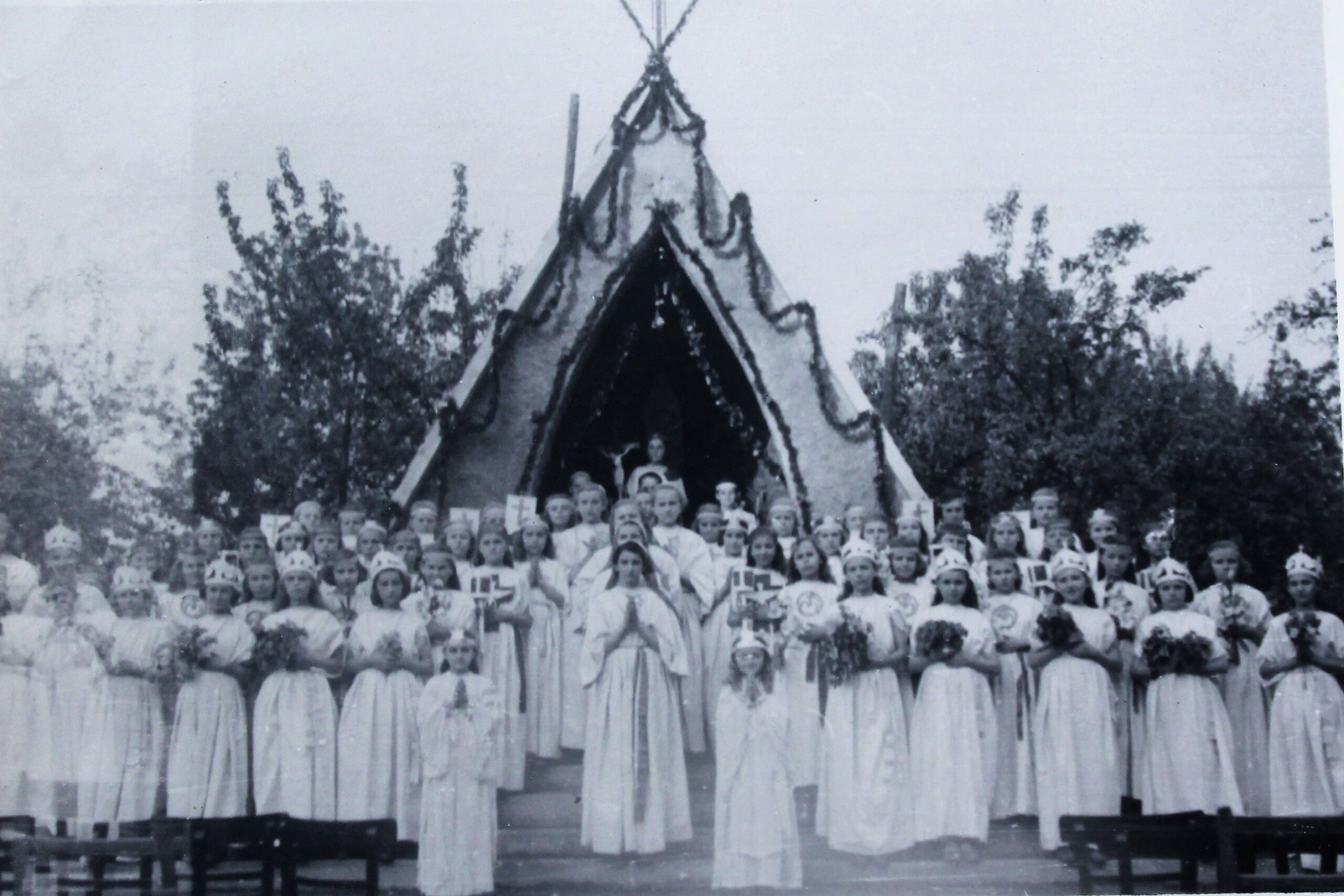 Jedno z wydarzeń przy grocie